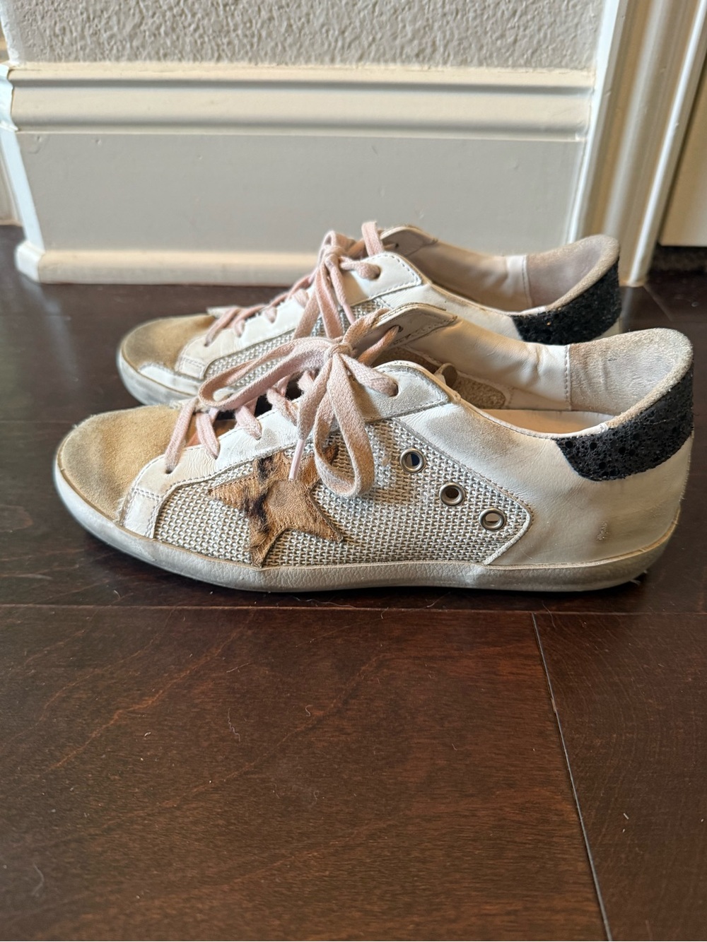Golden Goose Style Low-Top Sneakers in Beige with Leopard Accent. Size 38